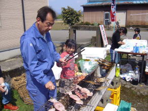 蔵開き　炭火焼実演販売